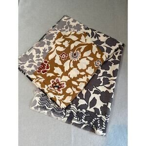 Women’s Vintage Floral Patterned Small Fringe Scarf